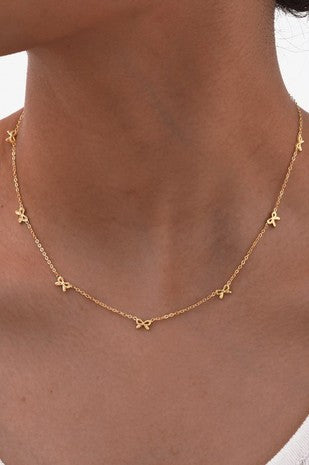 Mini bow necklace