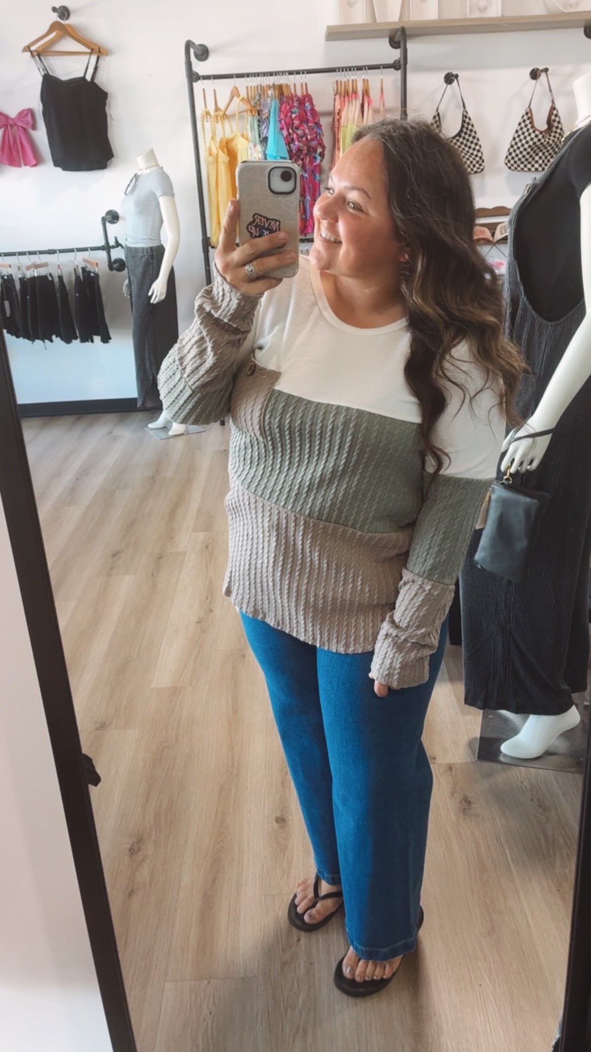 Color block waffle knit pocket tee