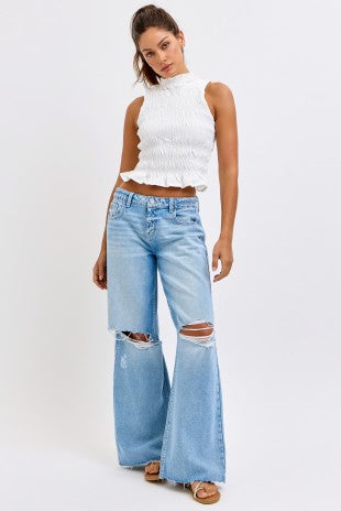 Low rise wide leg jeans