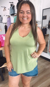 Marvelous vneck tank