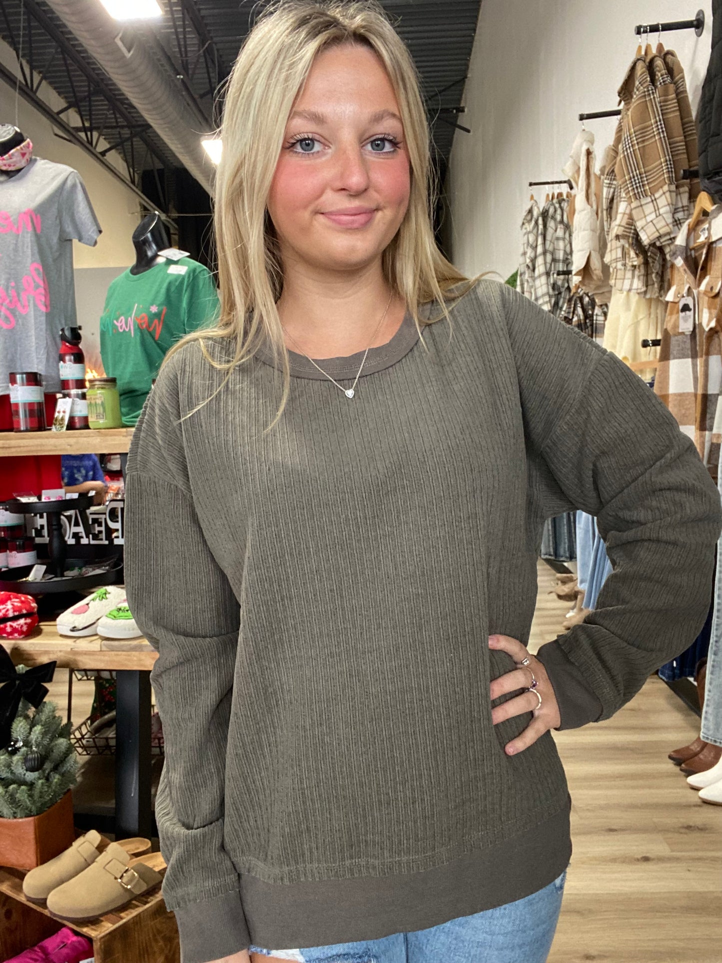 Olivia’s oversized soft ribbed pullover top