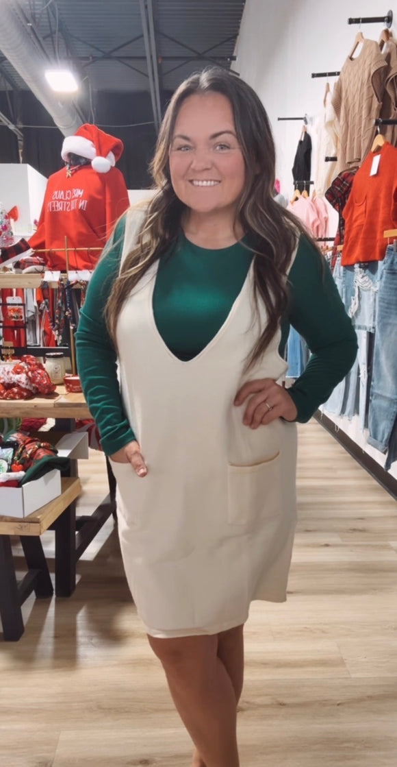 V neck sleeveless knit dress