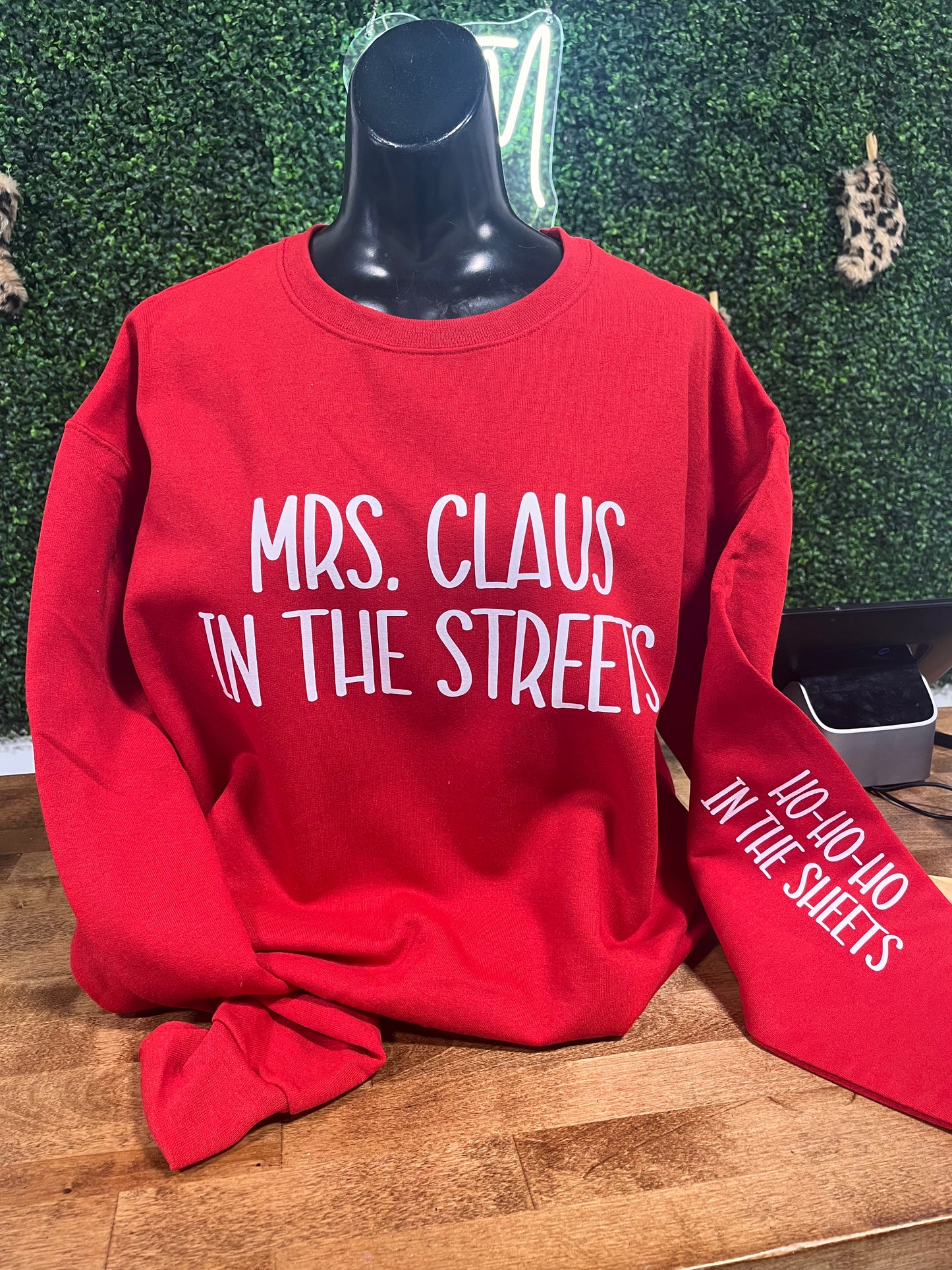 Mrs.Claus in the streets crewneck