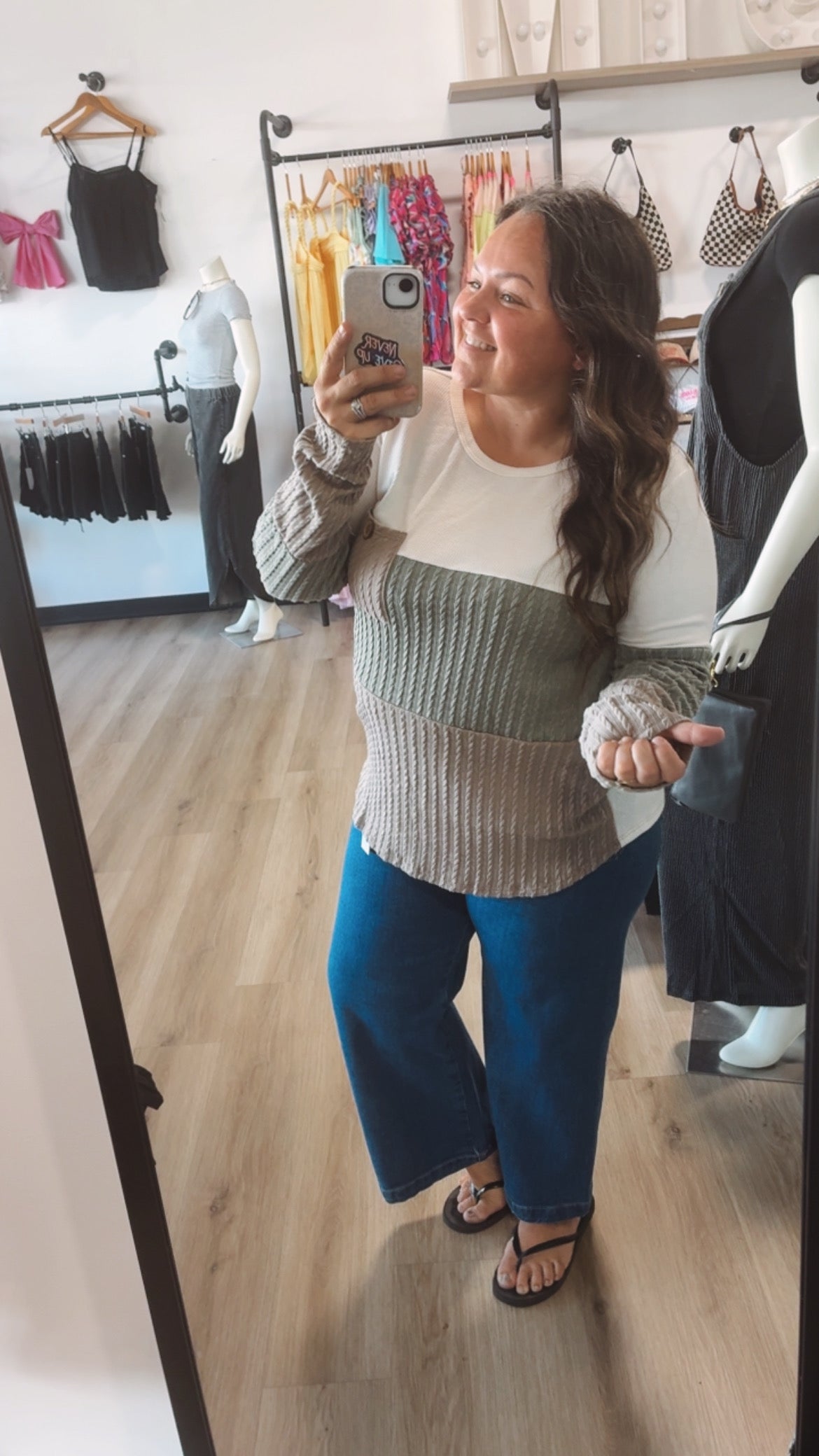 Color block waffle knit pocket tee