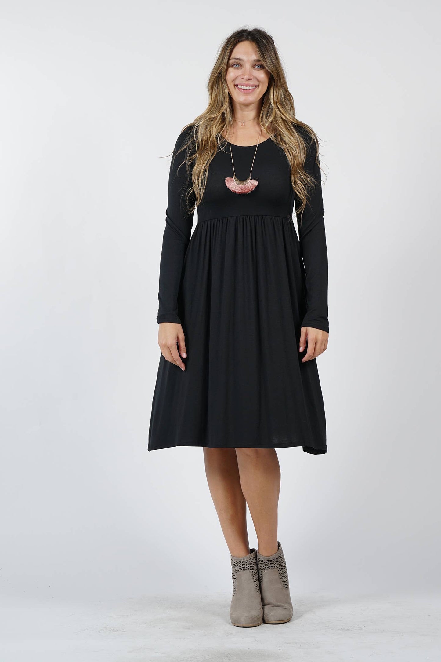 Plus Long Sleeve Round Neck Dress With Waist Shirri-Black